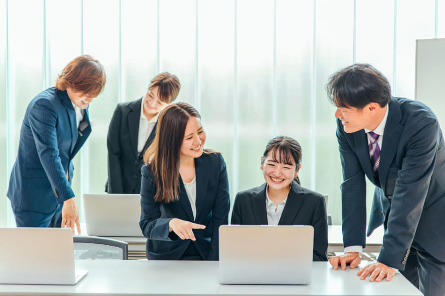 先輩に教えてもらう